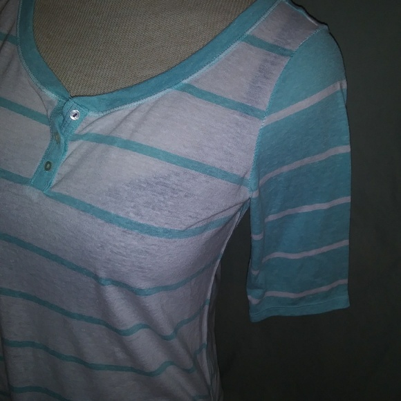 Mint Green and White Shirt! Aeropostle. Small. - Picture 2 of 2
